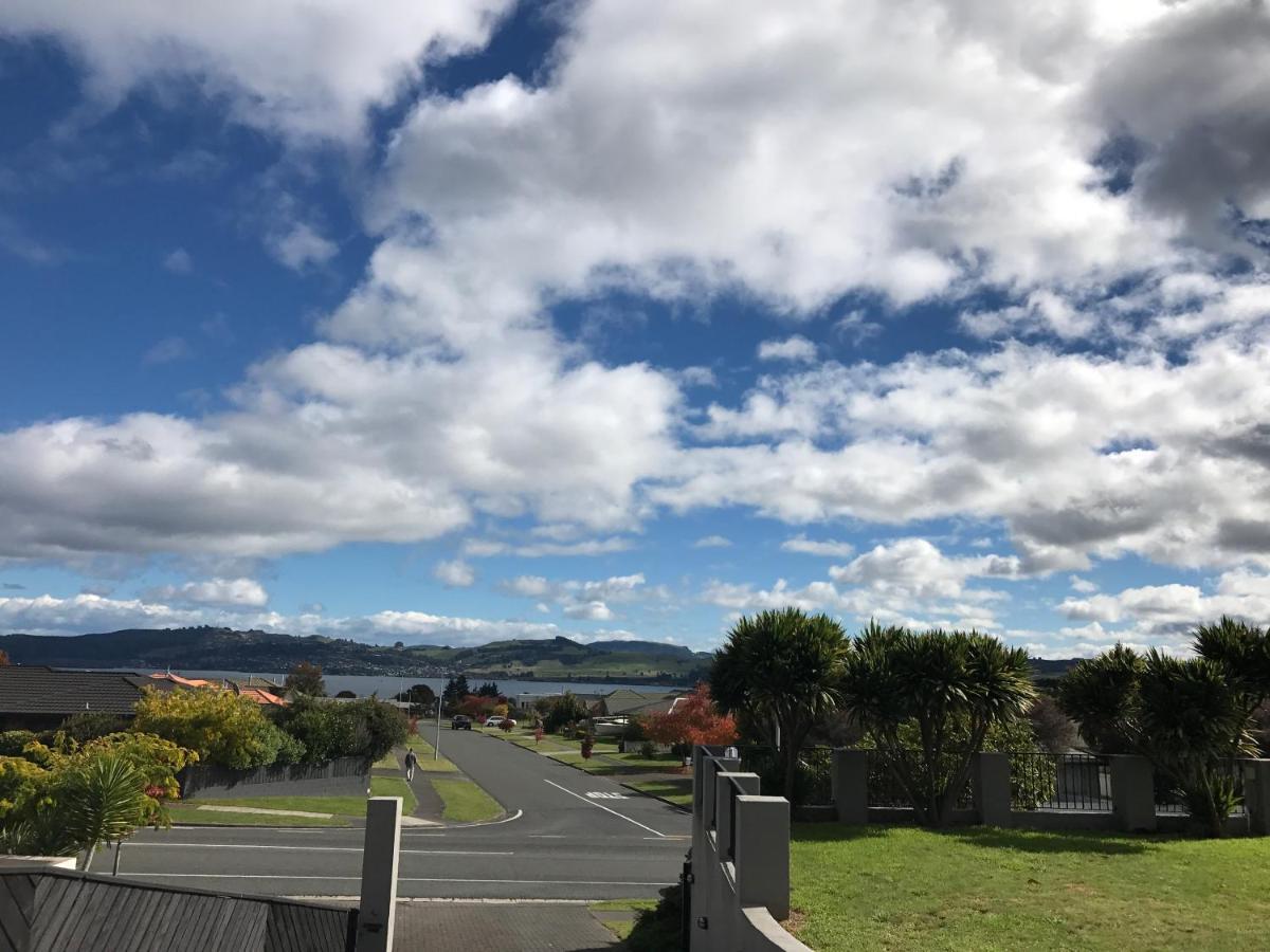 Lakeview Holiday Hideaway Taupo Eksteriør bilde